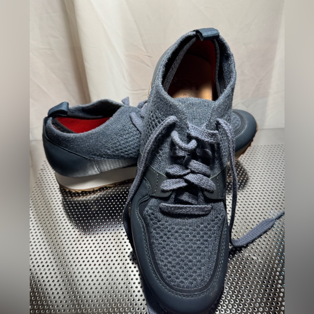 UGG Trigo Hyperweave Treadlite Sneaker Men's Sz 8